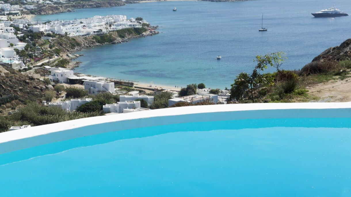 https://mlv.villas/wp-content/uploads/2017/01/Villa-Pure-White-Two-2.jpg thumbnail