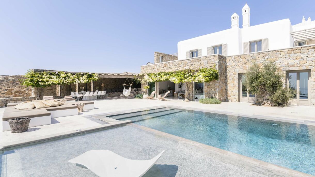 https://mlv.villas/wp-content/uploads/2017/03/Villa-Caprice-2.jpg thumbnail