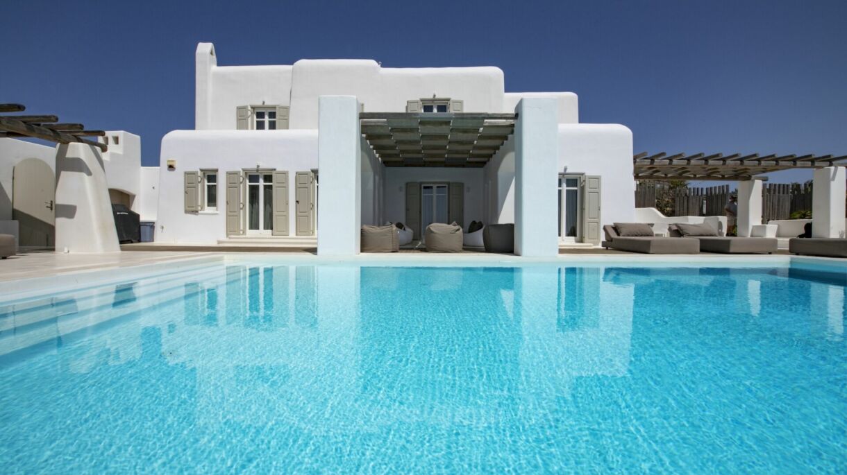 https://mlv.villas/wp-content/uploads/2017/05/Villa-Amira-2-1.jpg thumbnail