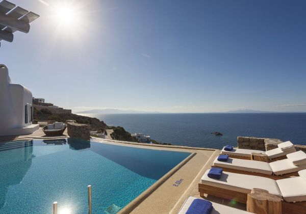 Mykonos Villa Azzura | MLV Mykonos Luxury Villas