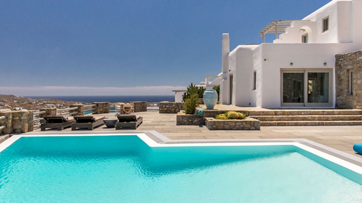 https://mlv.villas/wp-content/uploads/2021/05/Psarou-Bay-34.jpg thumbnail