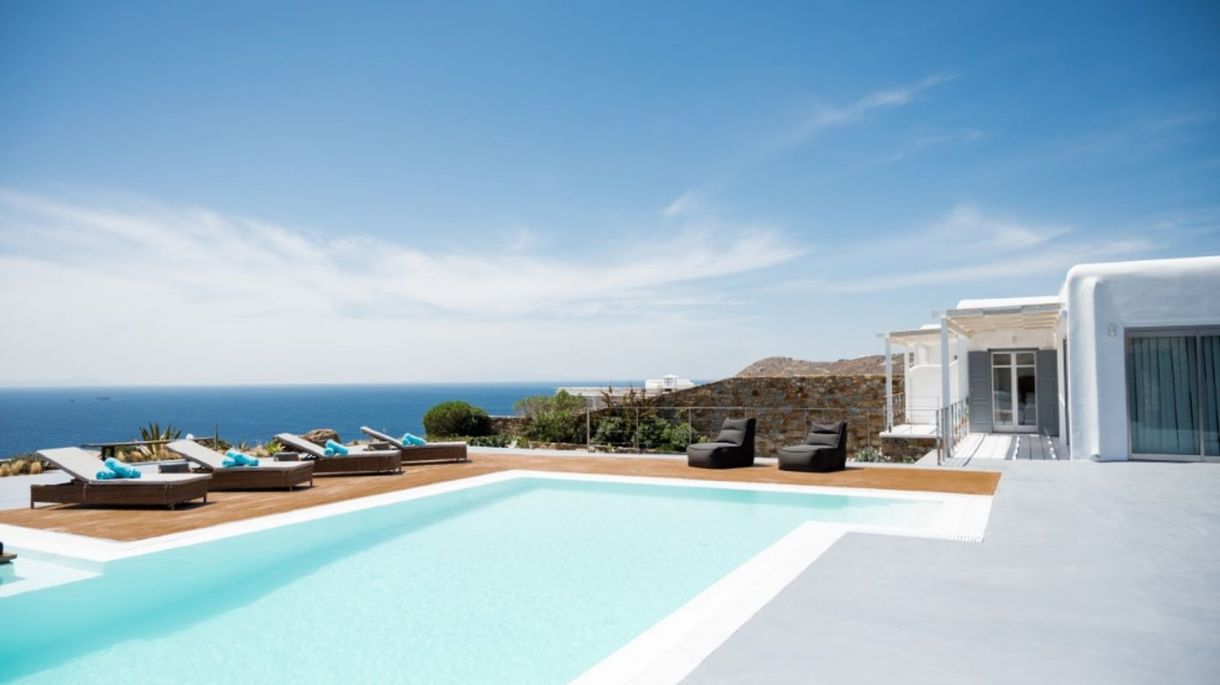 https://mlv.villas/wp-content/uploads/2021/05/Villa-Sunbeam-MLV-Mykonos-Luxury-Villas-in-Mykonos-21_result.jpg thumbnail