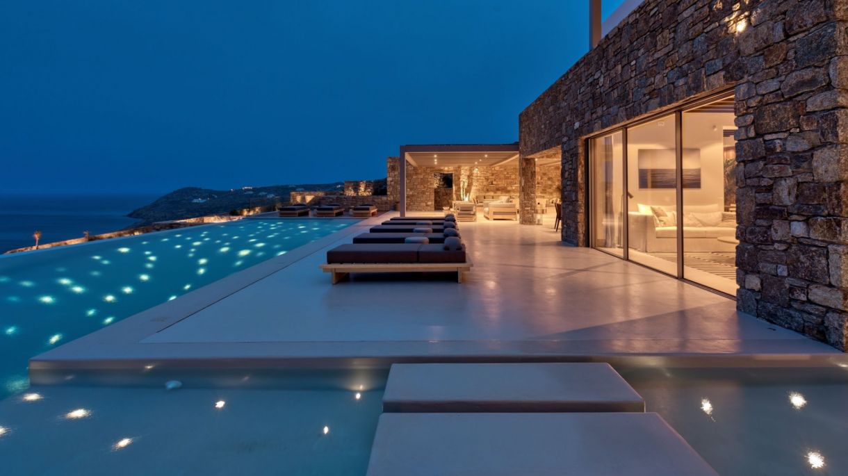 https://mlv.villas/wp-content/uploads/2022/05/Villa-Stone-Retreat-19-1.jpg thumbnail