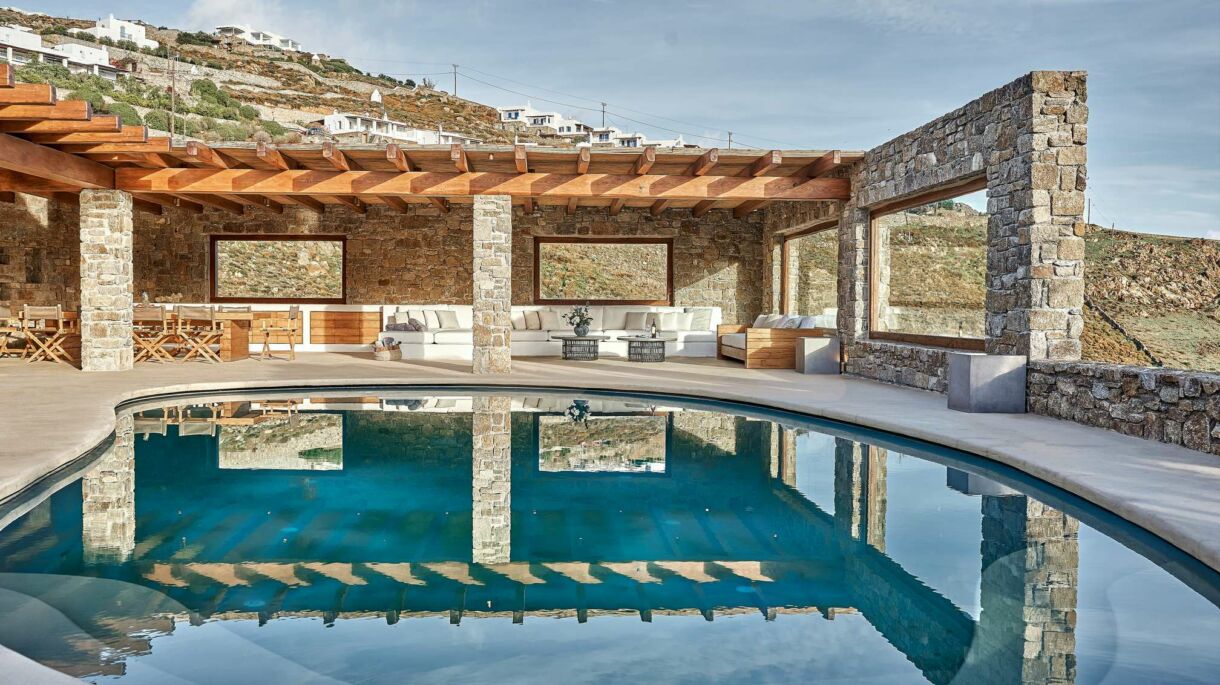 https://mlv.villas/wp-content/uploads/2022/12/Villa-Panormos-Bay-6.jpg thumbnail