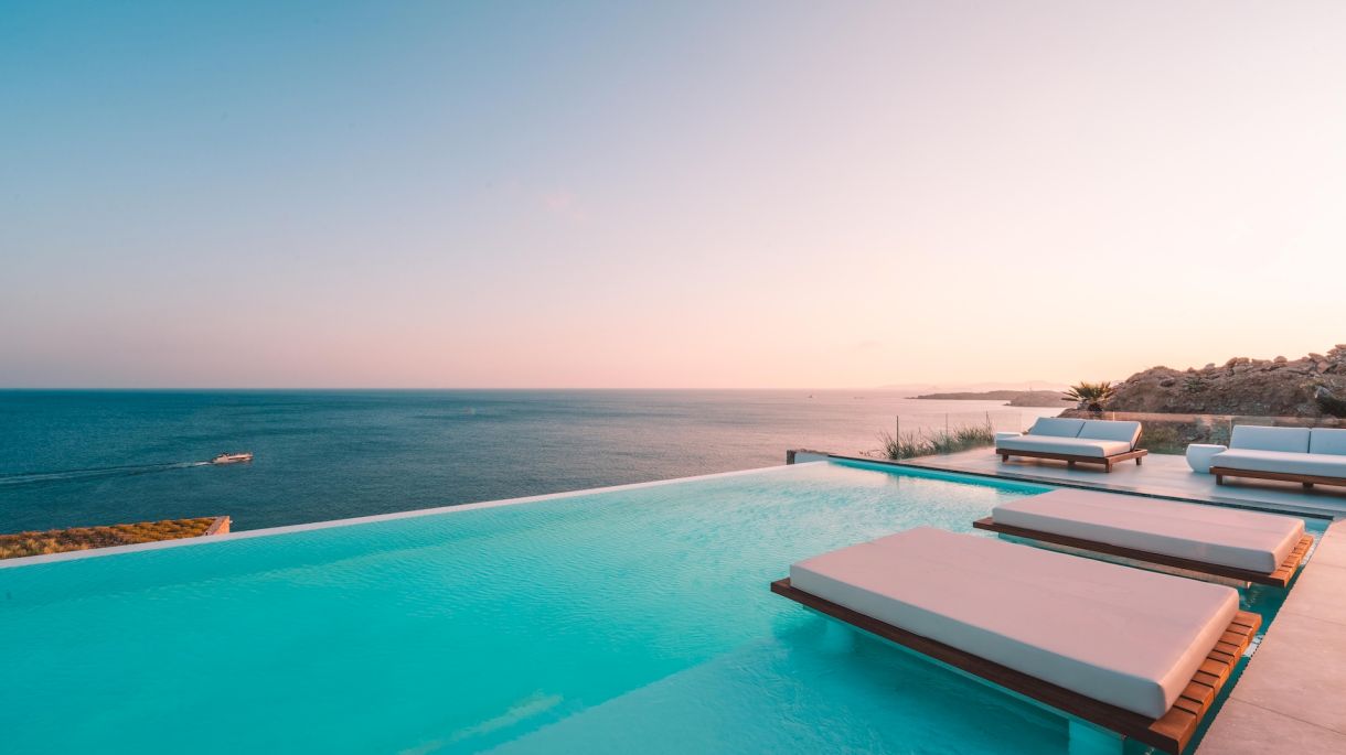 https://mlv.villas/wp-content/uploads/2023/08/Mykonos-luxury-villa-Eden-Rock-One-20.jpg thumbnail