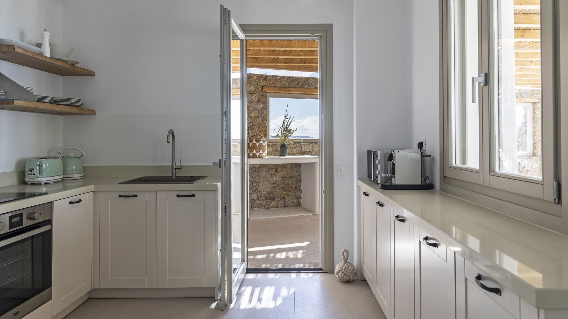 Aqua Vista One