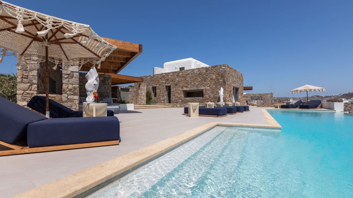 https://mlv.villas/wp-content/uploads/2024/06/VILLA-EMERALD-28.jpg thumbnail