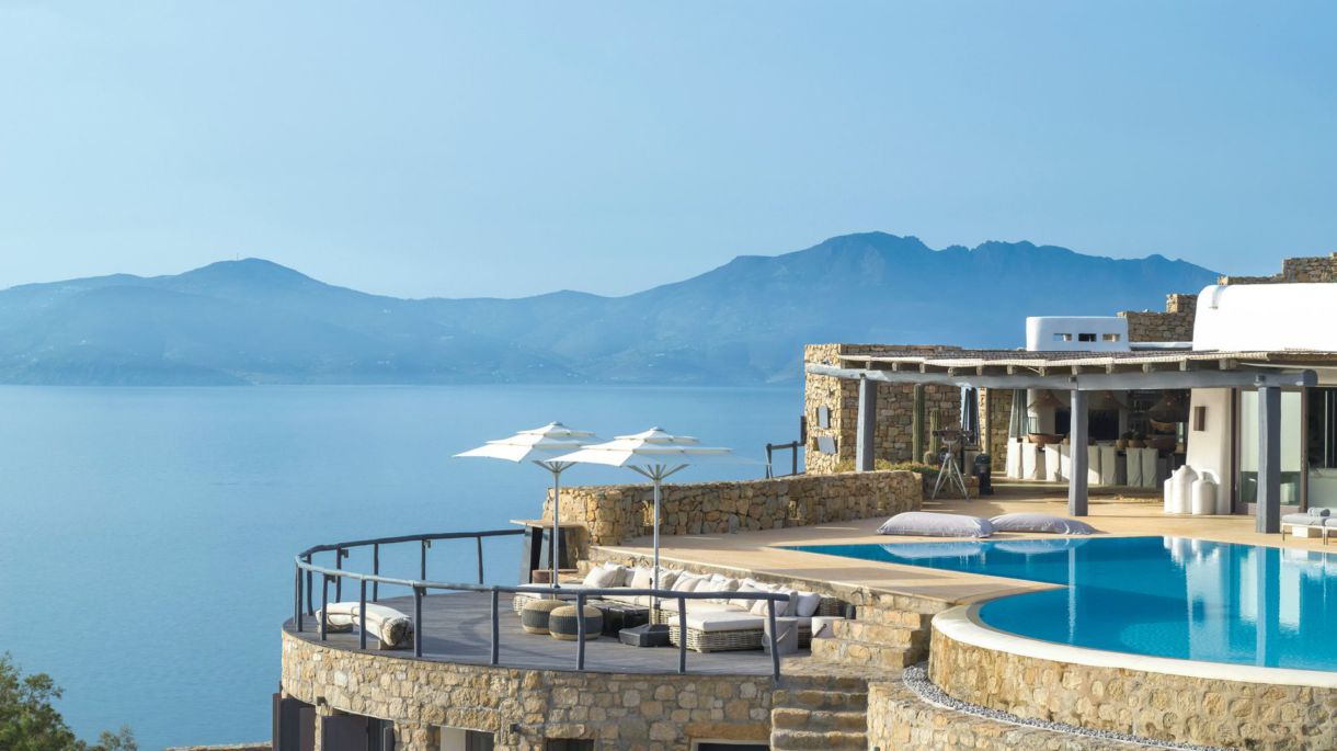 https://mlv.villas/wp-content/uploads/2025/04/Villa_Seraphine-59.jpg thumbnail