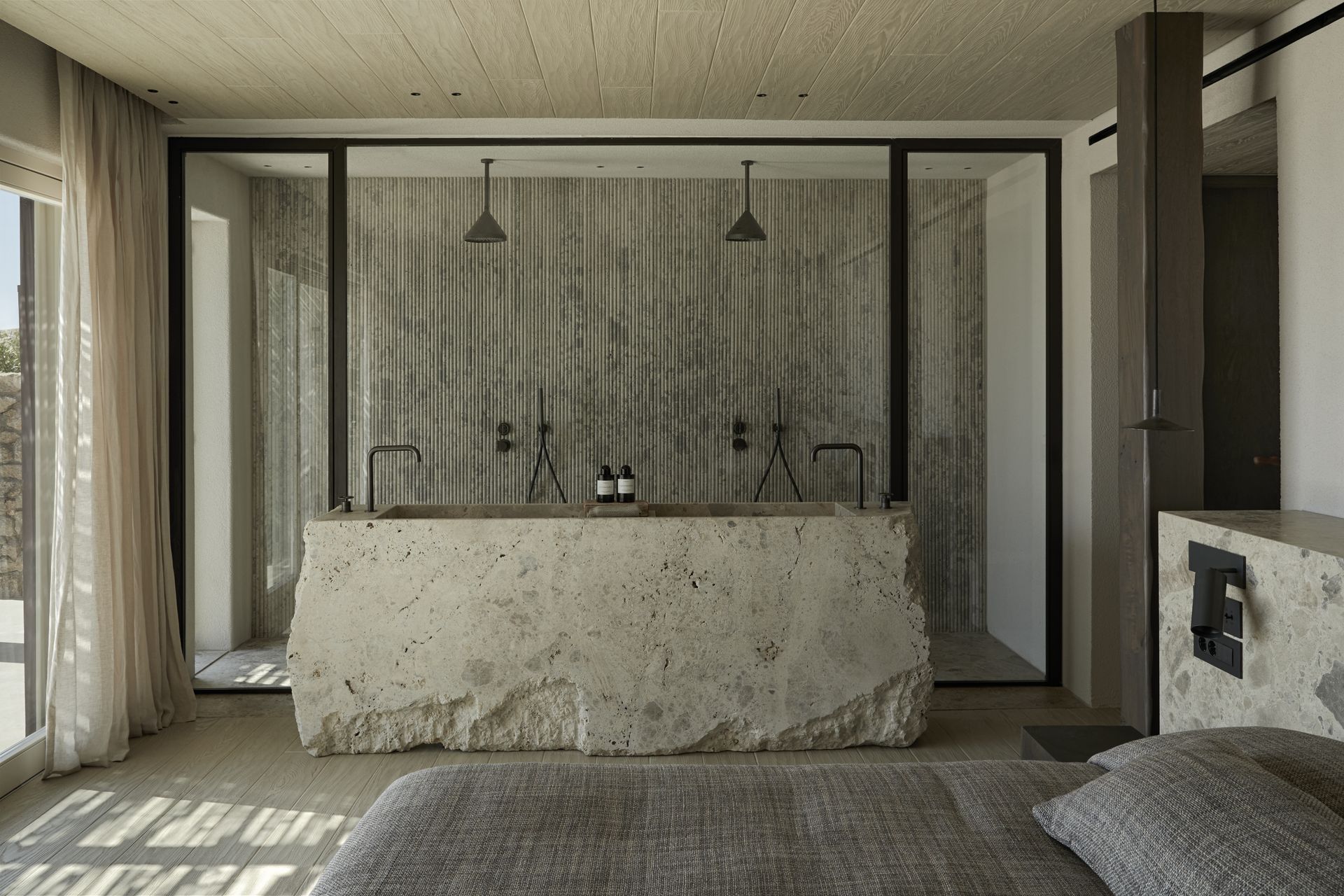 Lithos Estate