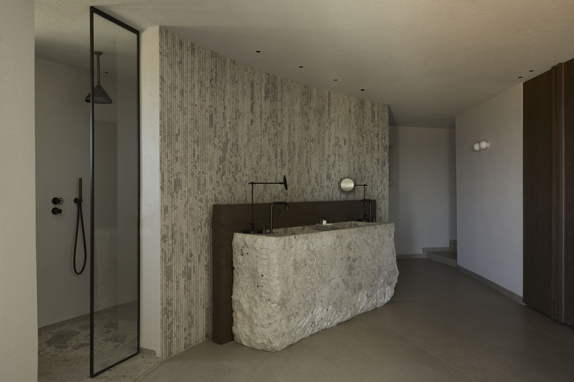 Lithos Estate