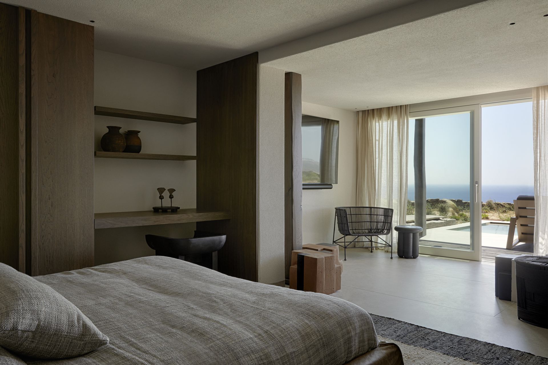 Lithos Estate