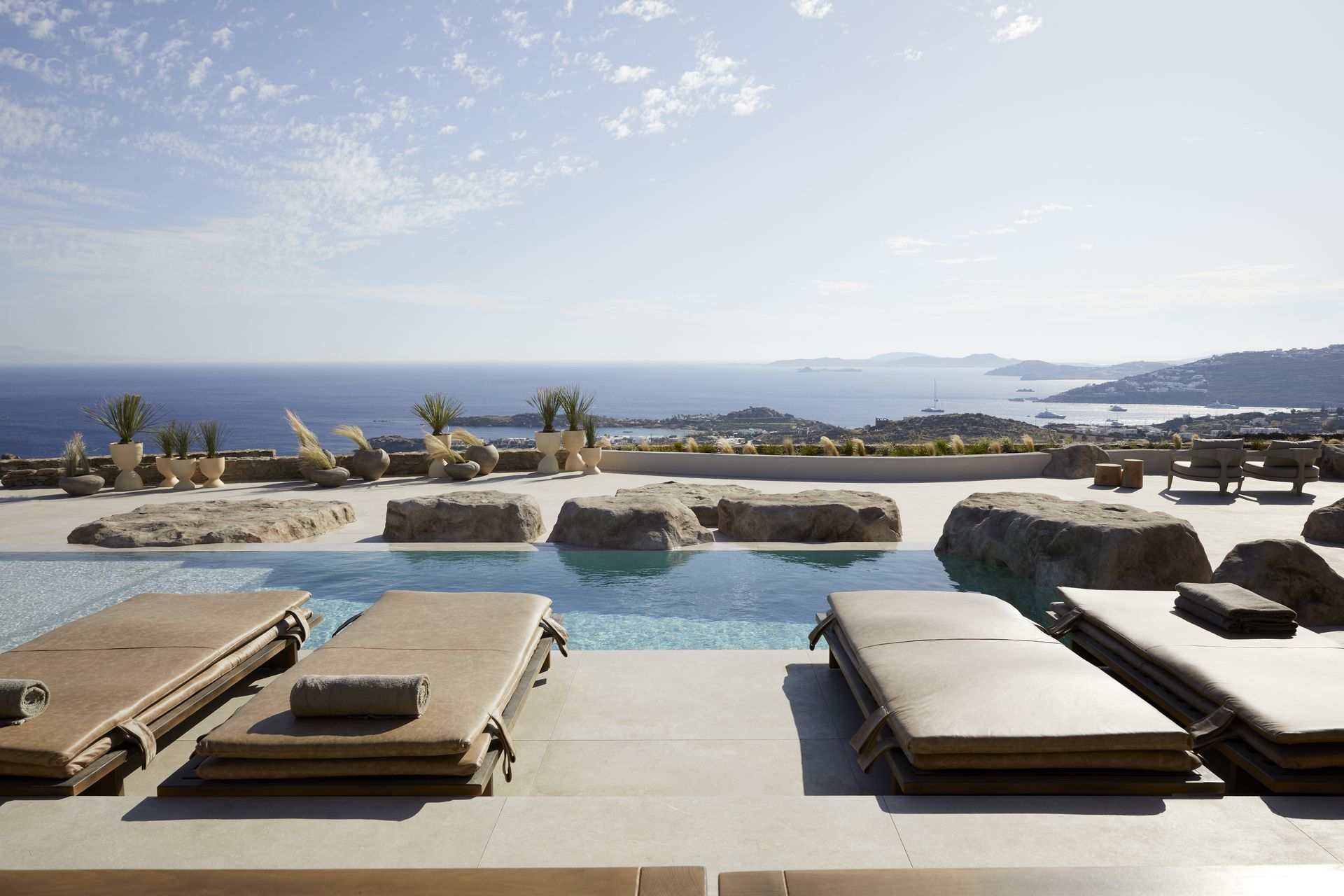 Lithos Estate