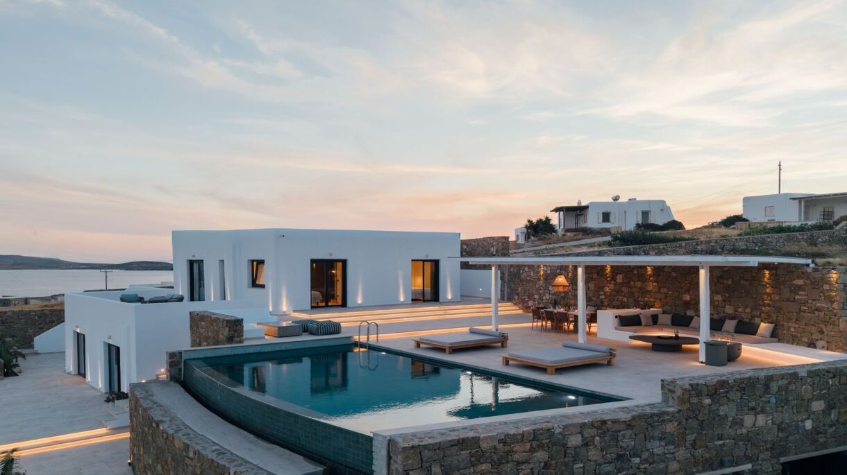 https://mlv.villas/wp-content/uploads/2026/09/villa-grey-27.jpg thumbnail